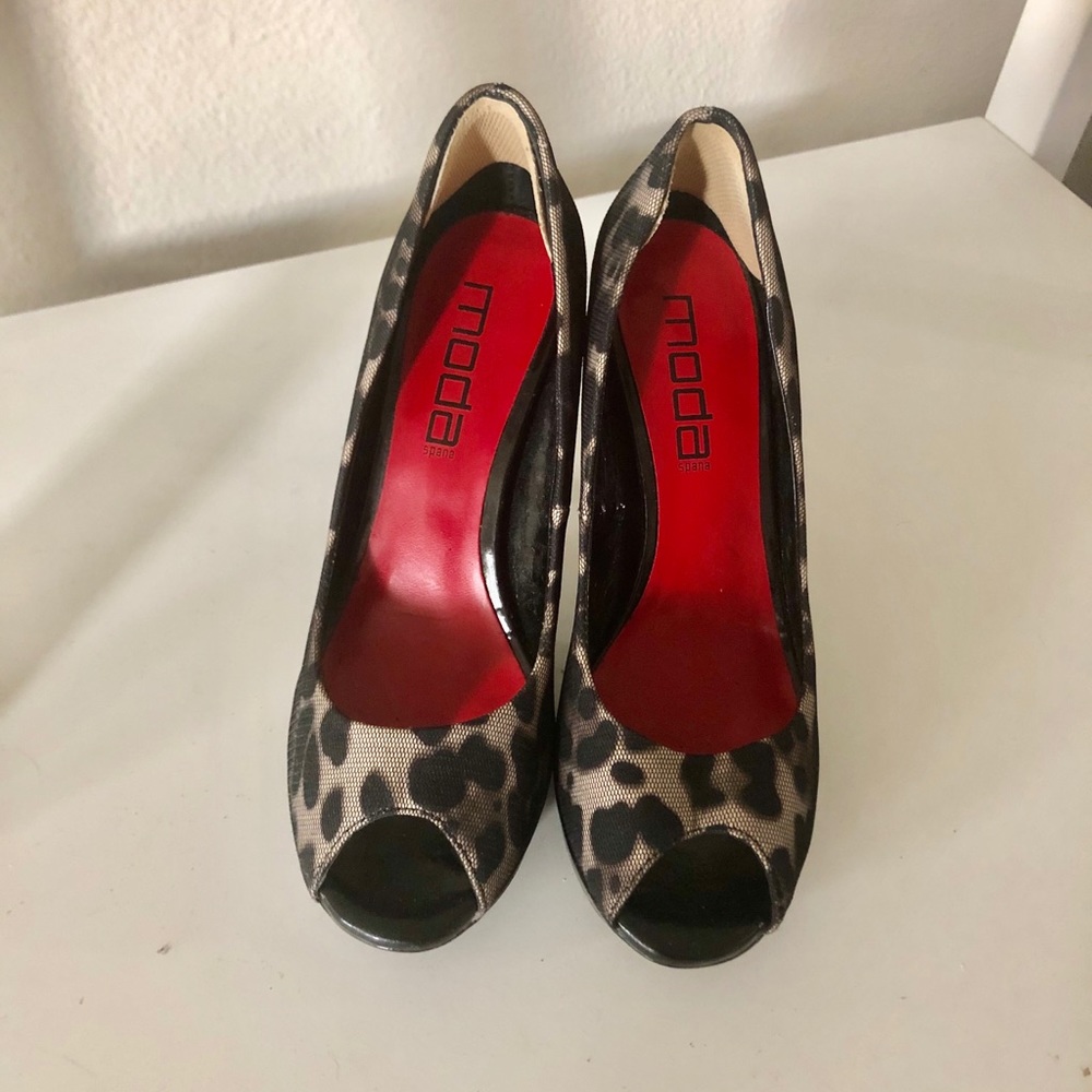 Moda - gorgeous high heel.